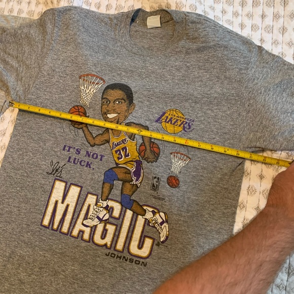 Vintage 1980s Salem Magic Johnson Lakers caricature t shirt! Great condition! - Picture 4 of 4
